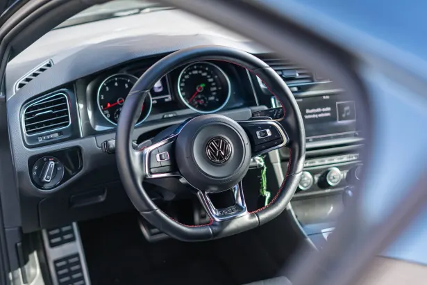 F Kazino Android/iOS Lietotne